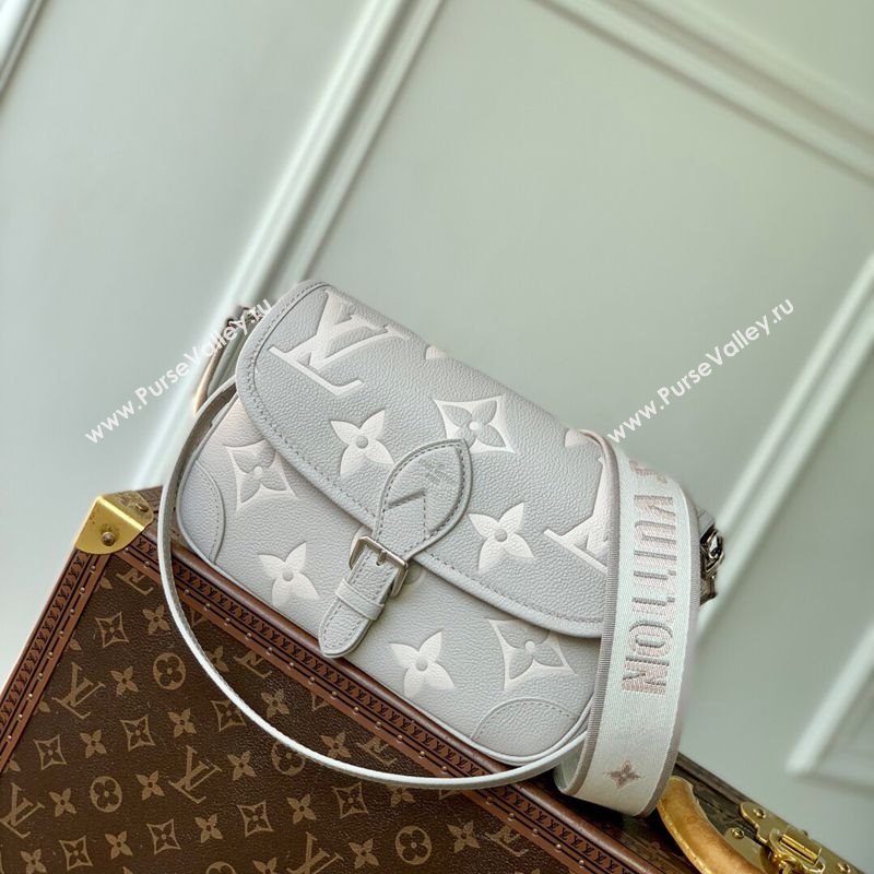 Louis Vuitton Diane Bag in Embossed Grained Leather M14214 Brume Grey/White Quartz 2025 (KI-250212061)