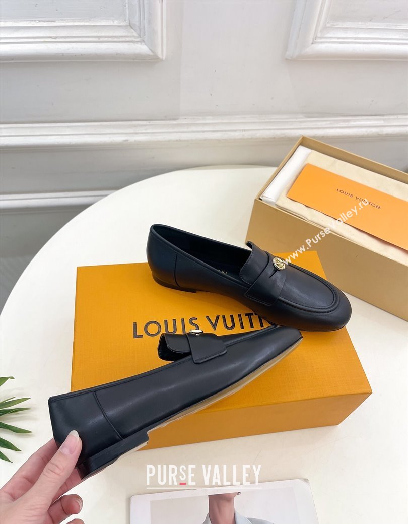 Louis Vuitton Soho Flat Loafers in Lambskin Black 2025 (MD-250222035)