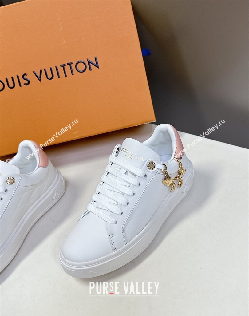 Louis Vuitton Time Out Sneakers in White Leather with Chain Charm 2025 LV042203 (MD-250422089)