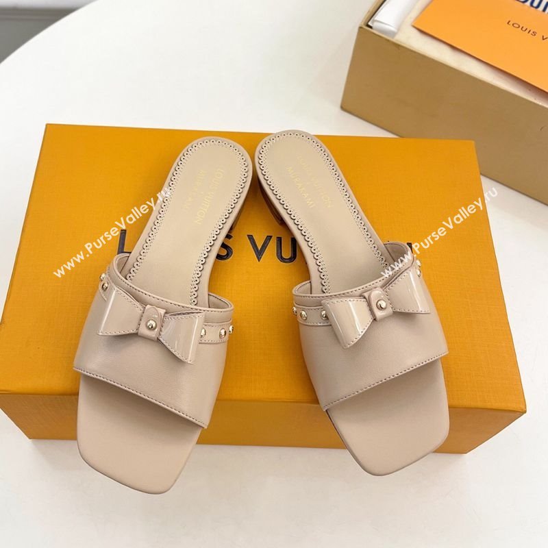 Louis Vuitton 6AM Flat Slides Sandal in Calfskin Leather with Bow Beige 2025 (MD-250421095)