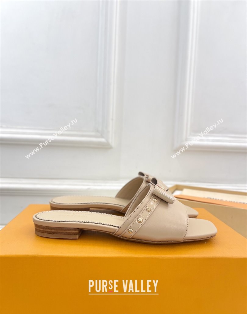 Louis Vuitton 6AM Flat Slides Sandal in Calfskin Leather with Bow Beige 2025 (MD-250421095)
