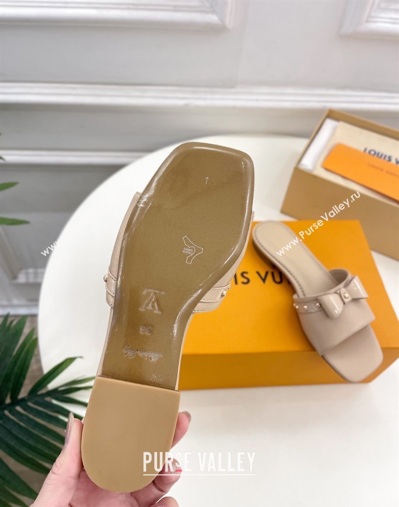 Louis Vuitton 6AM Flat Slides Sandal in Calfskin Leather with Bow Beige 2025 (MD-250421095)