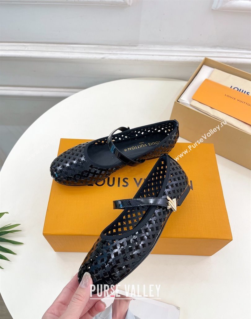 Louis Vuitton Romy Flat Ballerinas in Monogram Perforated Patent Leather Black 2025 1AGVES (MD-250422174)
