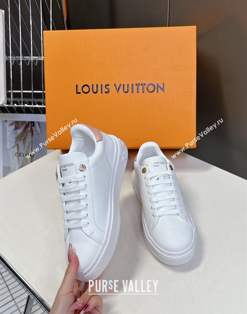 Louis Vuitton Time Out Sneakers in White Leather with Vivienne Hangs 2025 LV042203 (MD-250422084)
