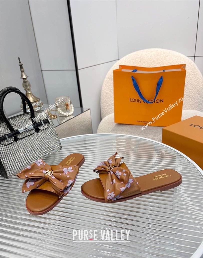 Louis Vuitton LV x TM Lily Flat Slides Sandal with Bow in Cherry Bloom Print Leather Brown 2025 1AGVYB (MD-250422050)