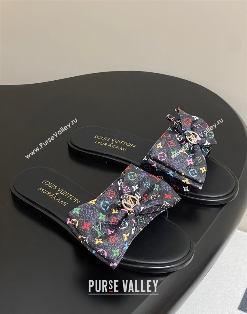 Louis Vuitton LV x TM Lily Flat Slides Sandal with Bow in Monogram Canvas Black/Multicolor 2025 1AGVYB (MD-250422037)