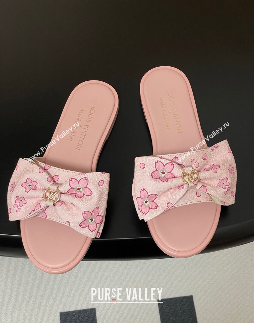 Louis Vuitton LV x TM Lily Flat Slides Sandal with Bow in Cherry Bloom Print Leather Light Pink 2025 1AGVYB (MD-250422041)