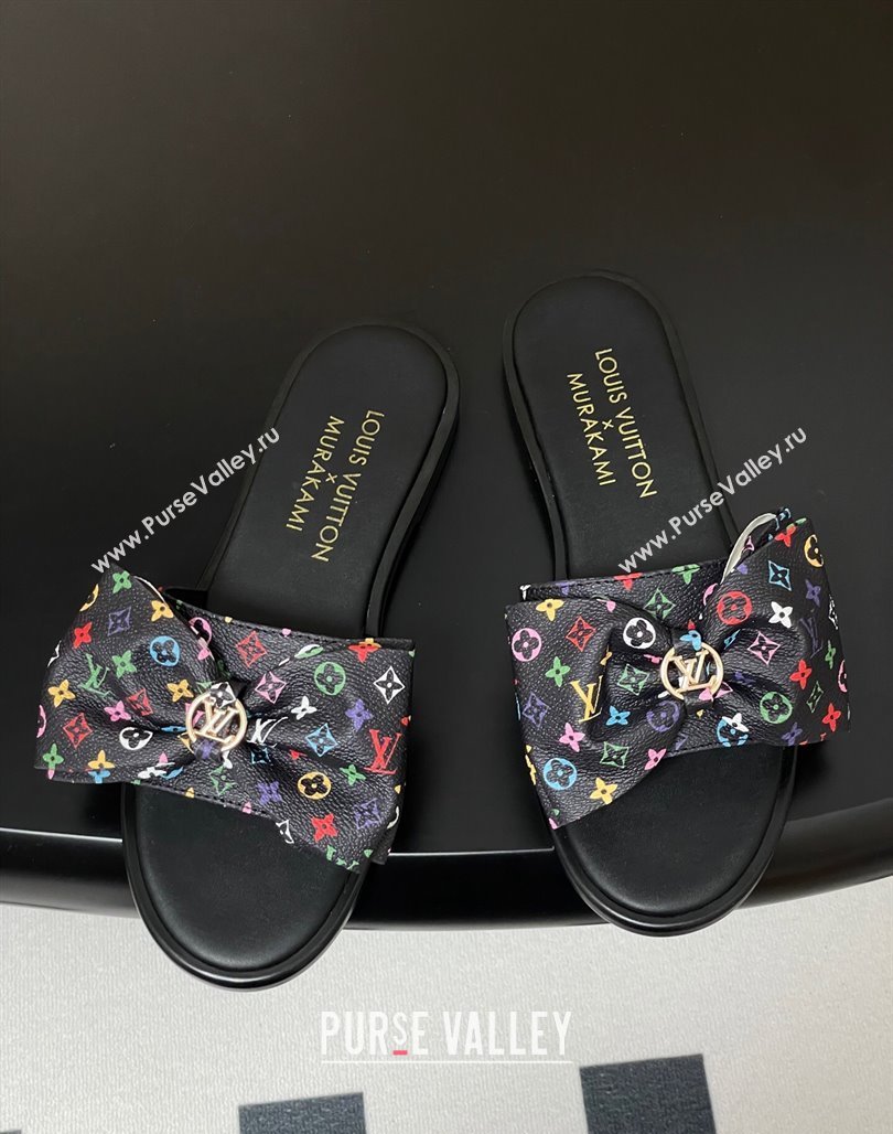 Louis Vuitton LV x TM Lily Flat Slides Sandal with Bow in Monogram Canvas Black/Multicolor 2025 1AGVYB (MD-250422037)