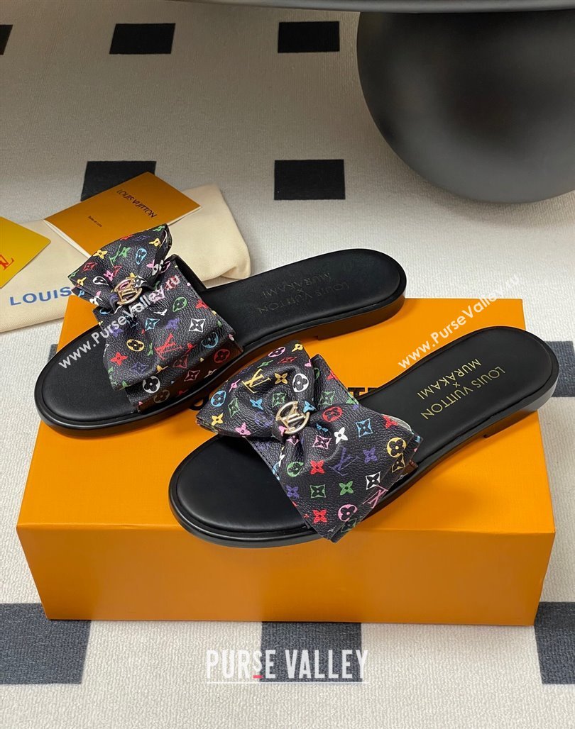 Louis Vuitton LV x TM Lily Flat Slides Sandal with Bow in Monogram Canvas Black/Multicolor 2025 1AGVYB (MD-250422037)