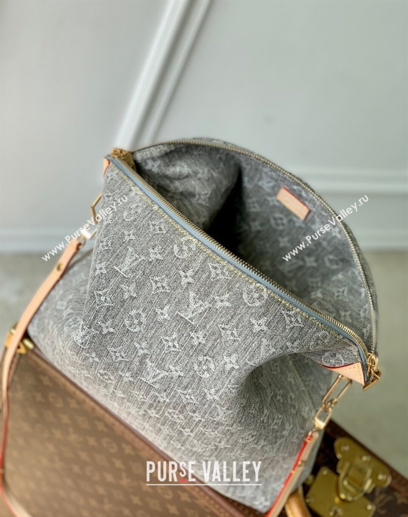 Louis Vuitton Coussin Hobo MM bag in Cloudy Grey Certified Organic Cotton M13390 2025 (KI-250523024)