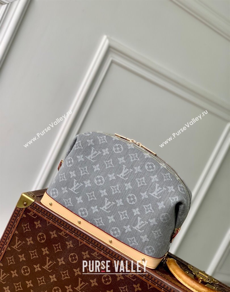 Louis Vuitton Cosmetic Pouch GM in Cloudy Grey Certified Organic Cotton M13750 2025 (KI-250523027)