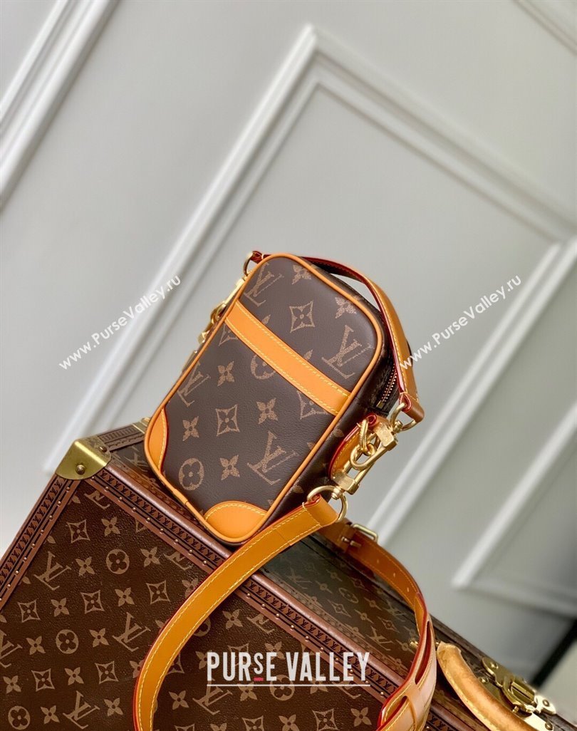 Louis Vuitton Mens Danube Mini Bag in Monogram Canvas M14106 2025 (KI-250524020)