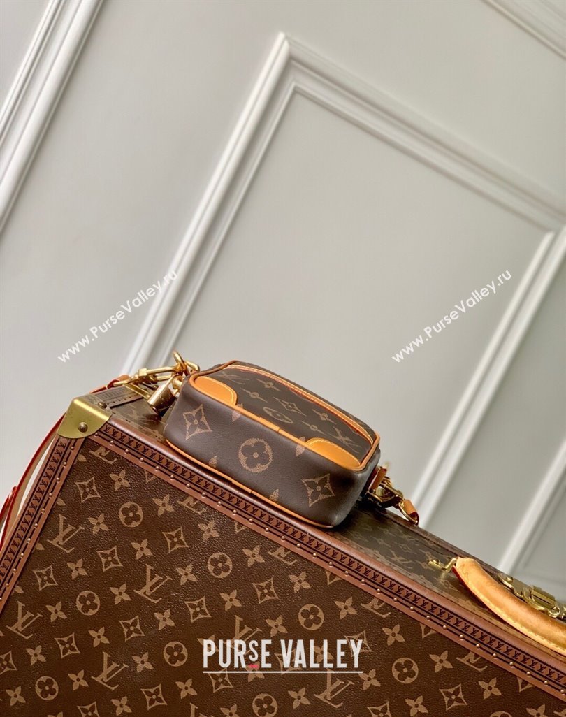 Louis Vuitton Mens Danube Mini Bag in Monogram Canvas M14106 2025 (KI-250524020)