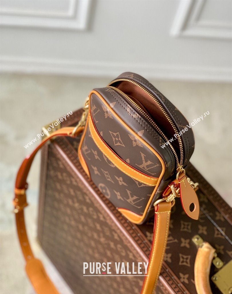 Louis Vuitton Mens Danube Mini Bag in Monogram Canvas M14106 2025 (KI-250524020)