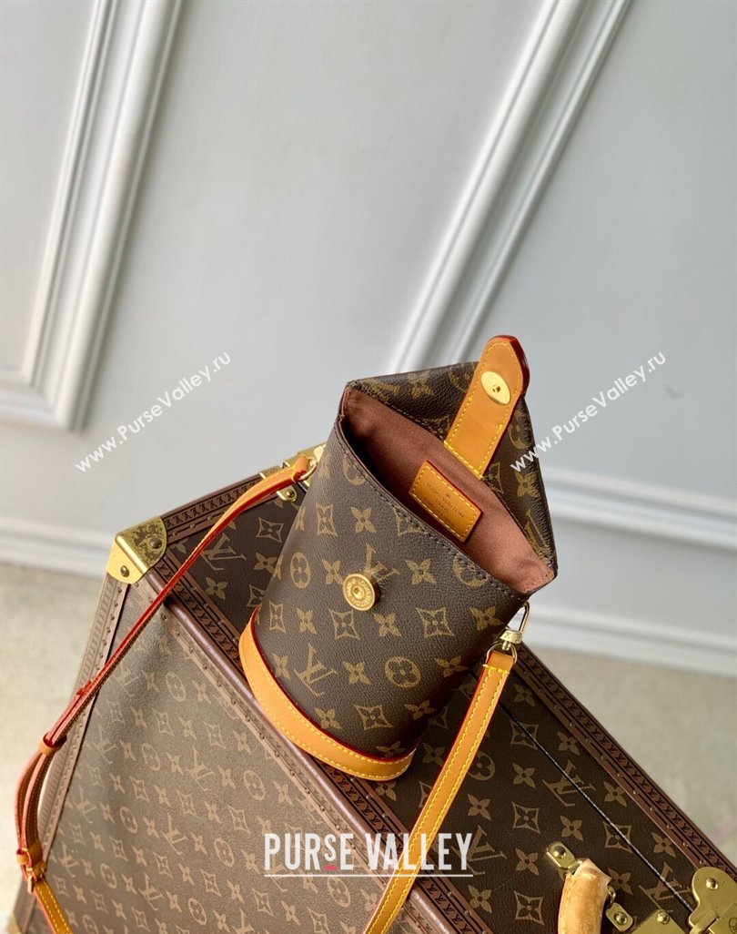 Louis Vuitton Mens Envelope Pouch Mini Bag in Monogram Canvas M14056 2025 (KI-250524021)