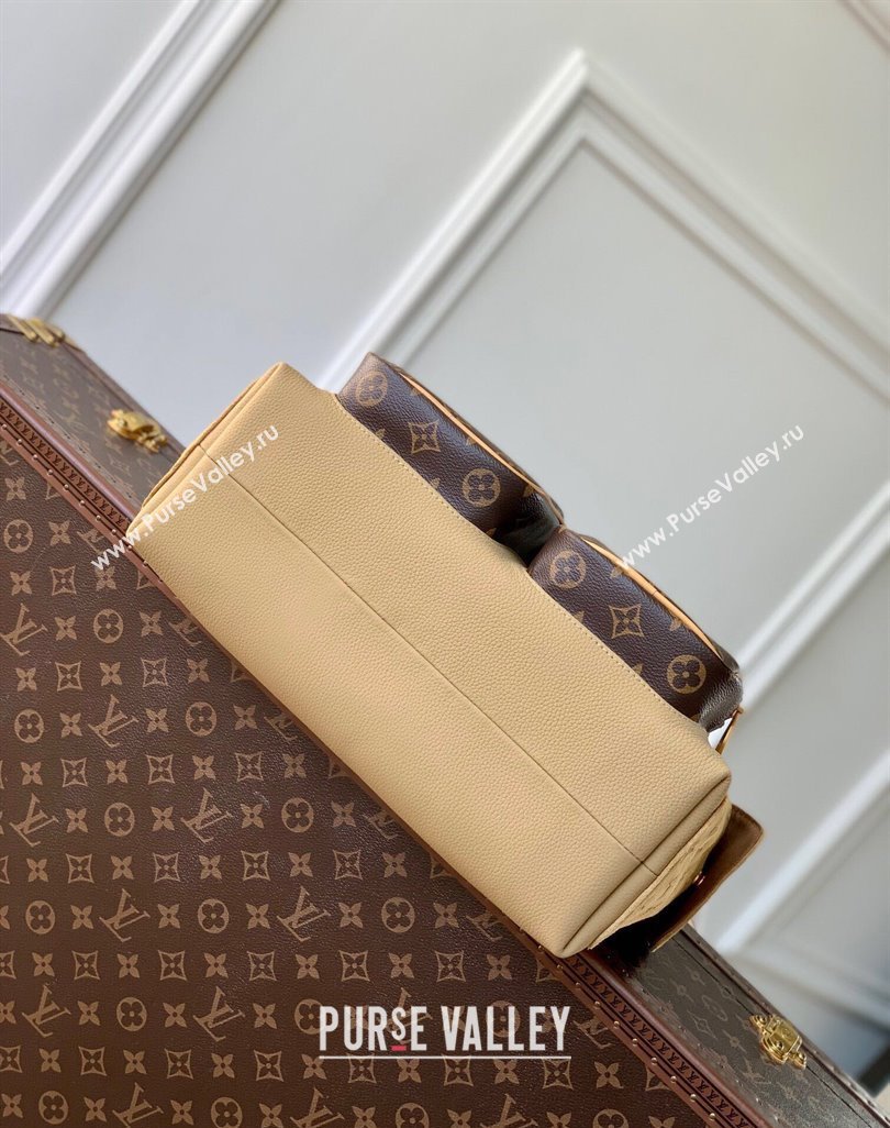 Louis Vuitton Mens Hobo Cargo Bag in Beige Leather and Monogram Canvas M12697 2025 (KI-250524024)