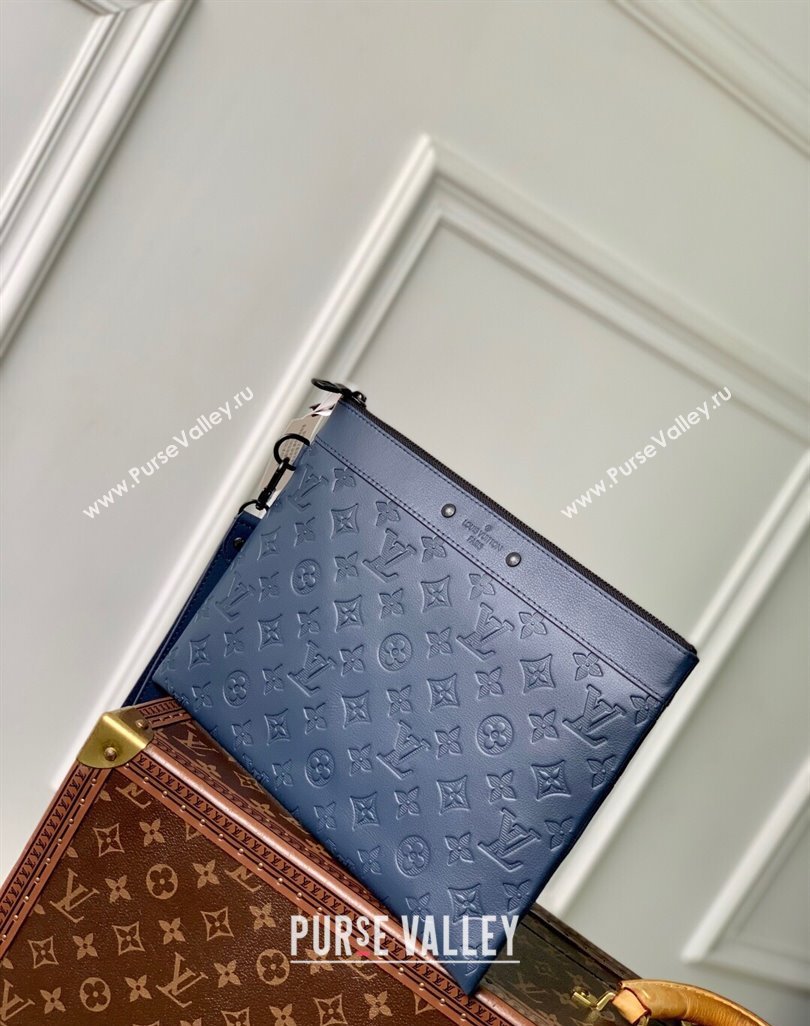 Louis Vuitton Mens Pochette To-Go Pouch in Sand Grey Monogram Shadow Leather M14914 Navy Blue 2025 (KI-250523066)