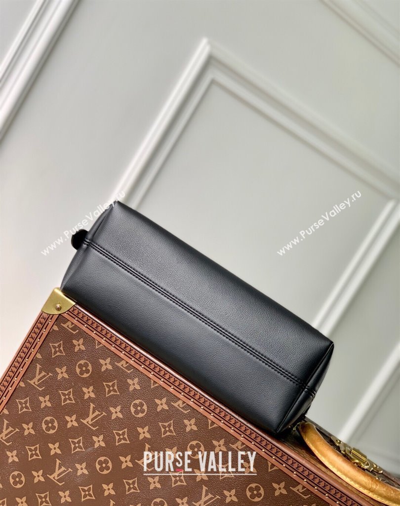 Louis Vuitton Low Key Messenger Bag in Calf Leather M13148 Black 2025 (KI-250523094)