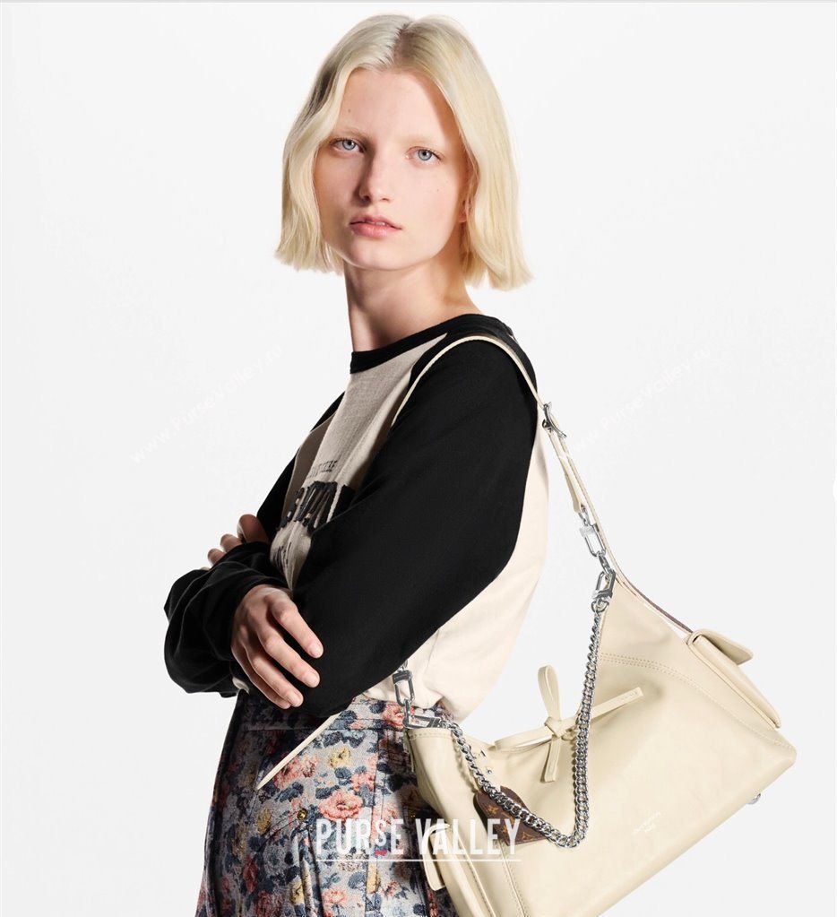 Louis Vuitton CarryAll Cargo Vibe PM Bag in Lambskin leather Vanilla White M12919 2025 (KI-250523110)