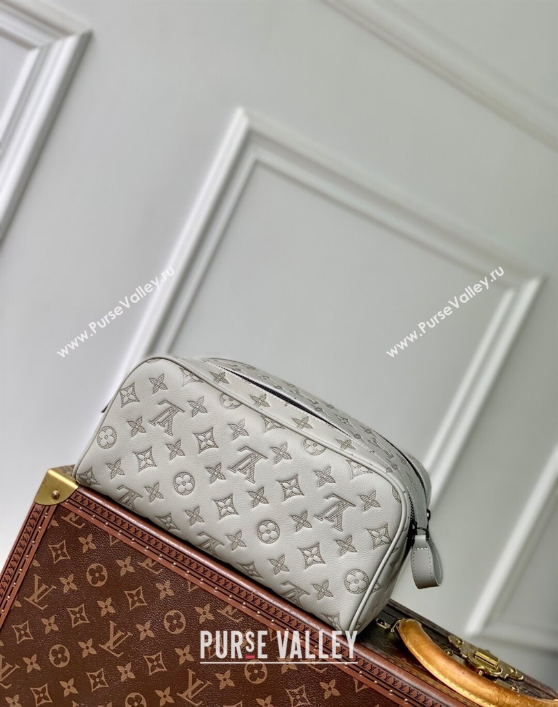Louis Vuitton Dopp Kit Clutch in Sand Grey Monogram Shadow Leather M14843 2025 (KI-250523082)
