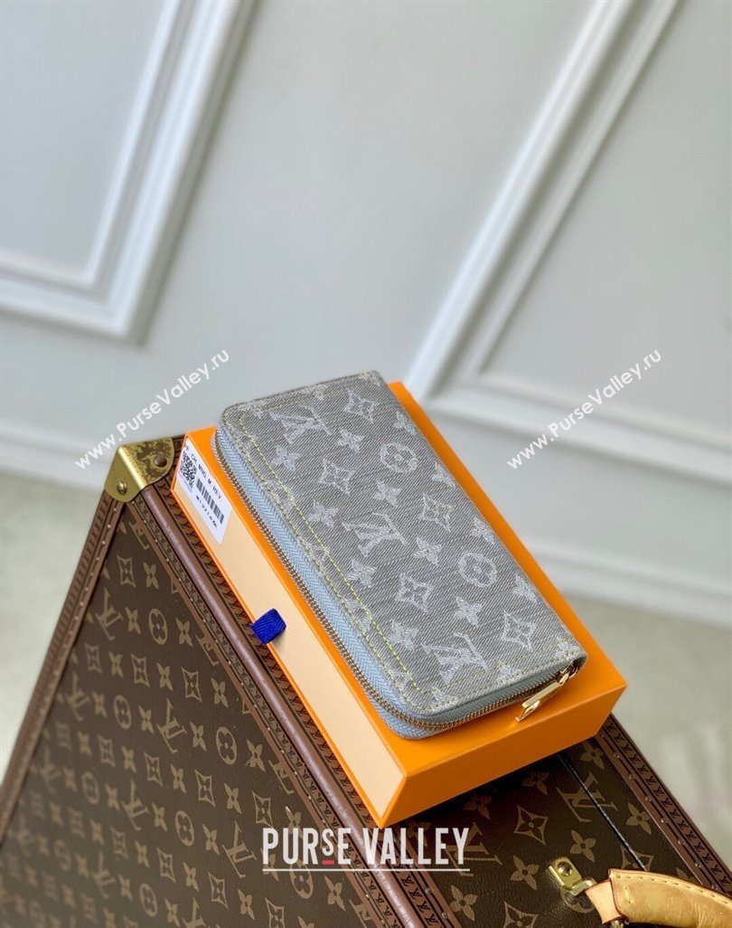 Louis Vuitton Zippy Wallet in Cloudy Grey Certified Organic Cotton M13214 2025 (KI-250523025)