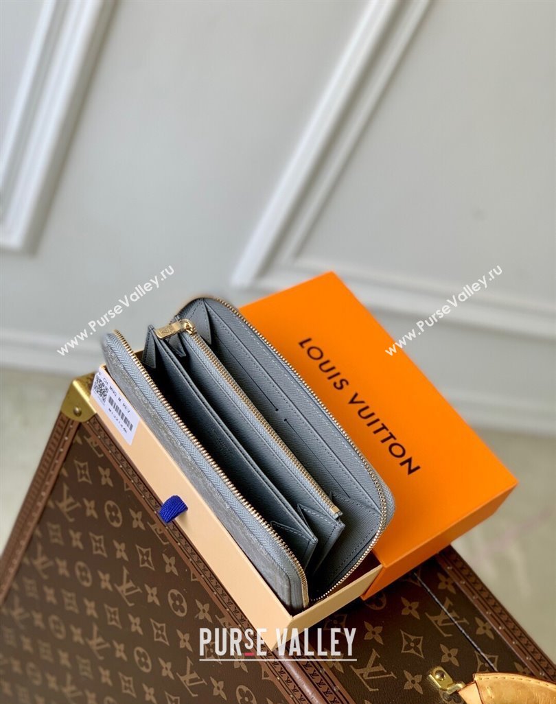 Louis Vuitton Zippy Wallet in Cloudy Grey Certified Organic Cotton M13214 2025 (KI-250523025)