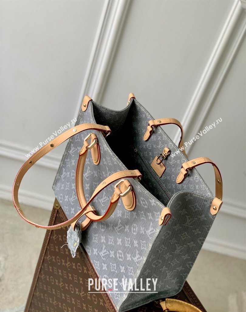 Louis Vuitton OnTheGo MM bag in Cloudy Grey Certified Organic Cotton M13189 2025 (KI-250523022)