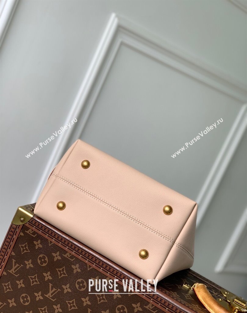 Louis Vuitton Low Key Hobo PM bag in Calfskin M14265 Nude Pink 2025 (KI-250524048)
