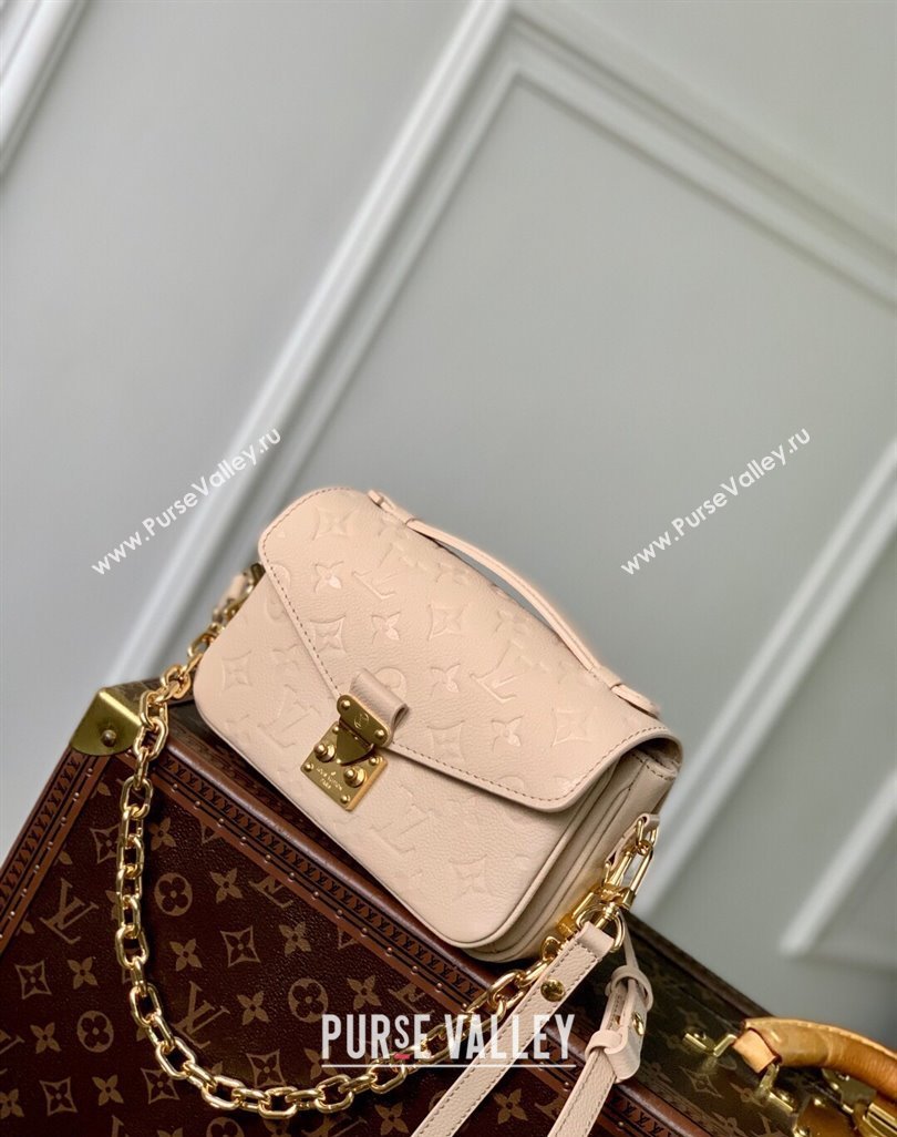 Louis Vuitton Pochette Metis East West Bag in Monogram Grained Leather Sand Beige 2025 M14322 (KI-250524051)
