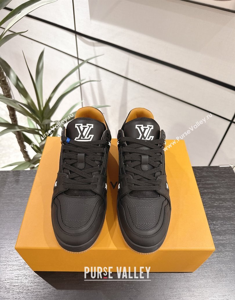 Louis Vuitton Trainer Damier Leather Sneakers Black 2025 0609 (MD-250609010)
