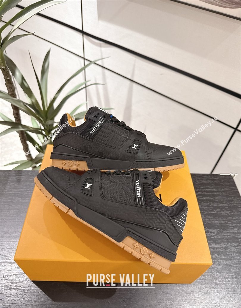 Louis Vuitton Trainer Damier Leather Sneakers Black 2025 0609 (MD-250609010)