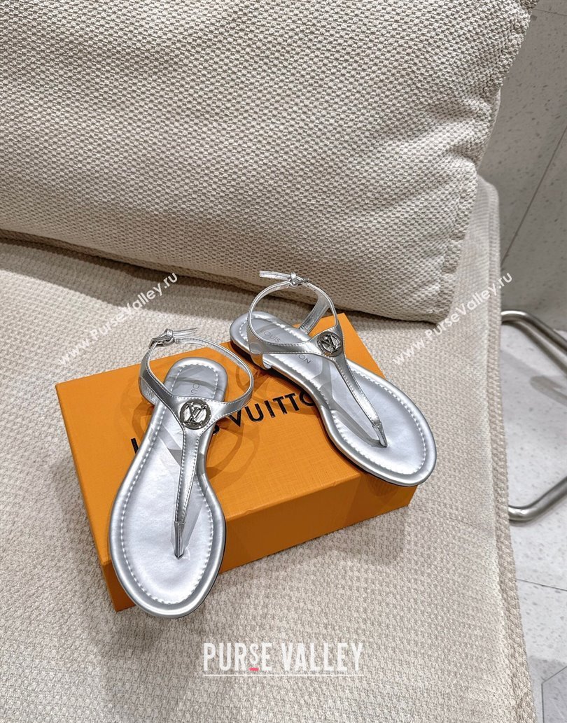 Louis Vuitton Sunkiss Flat Thong Sandals in Silver Leather 2025 1AHKU7 (MD-250609037)