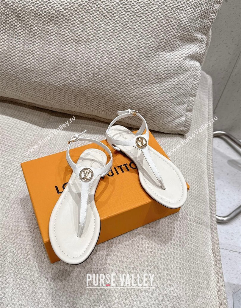 Louis Vuitton Sunkiss Flat Thong Sandals Patent Leather White 2025 1AHKU7 (MD-250609040)