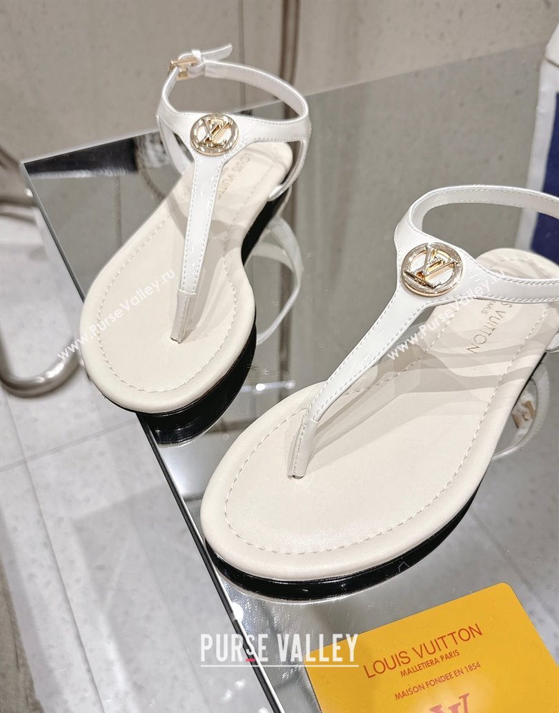 Louis Vuitton Sunkiss Flat Thong Sandals Patent Leather White 2025 1AHKU7 (MD-250609040)