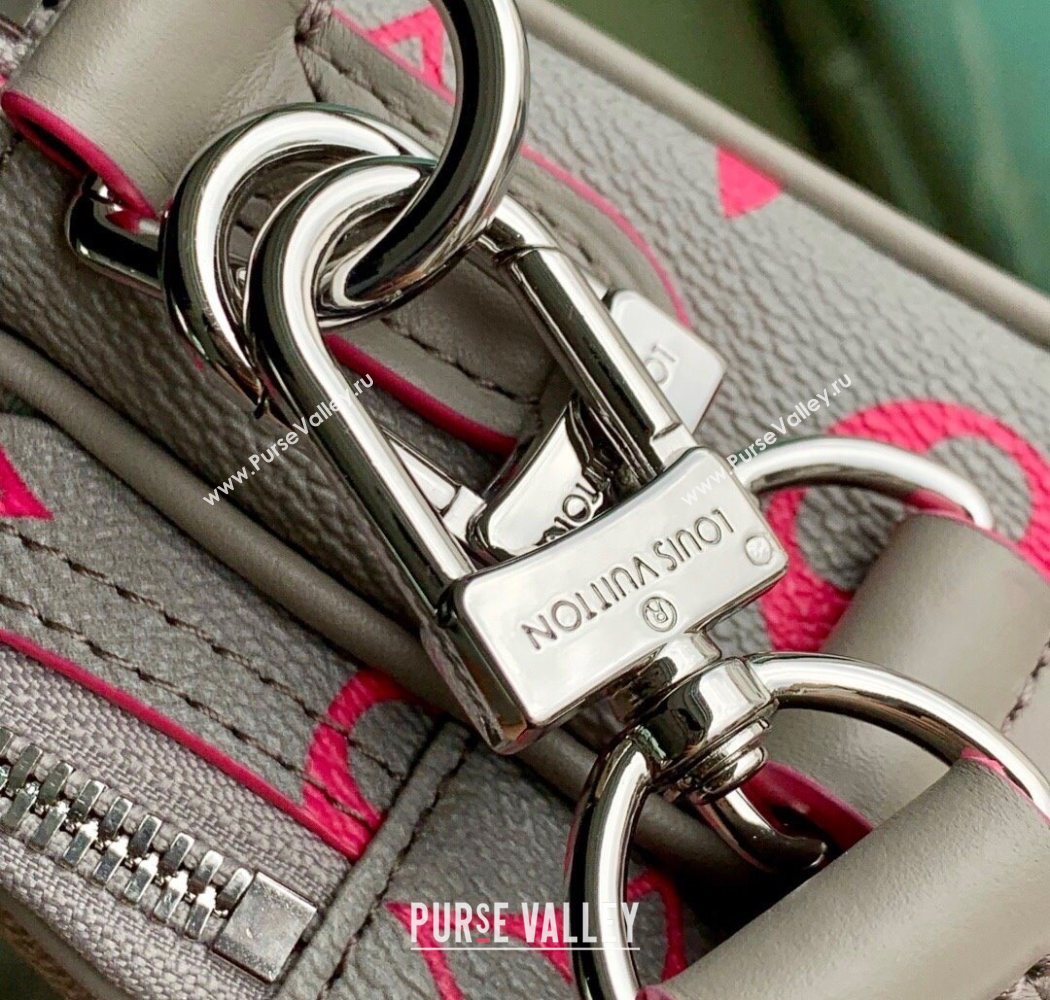 Louis Vuitton Mens Nil Bag in Monogram Glow Canvas Grey/Pink 2025 M15024 (KI-250702029)