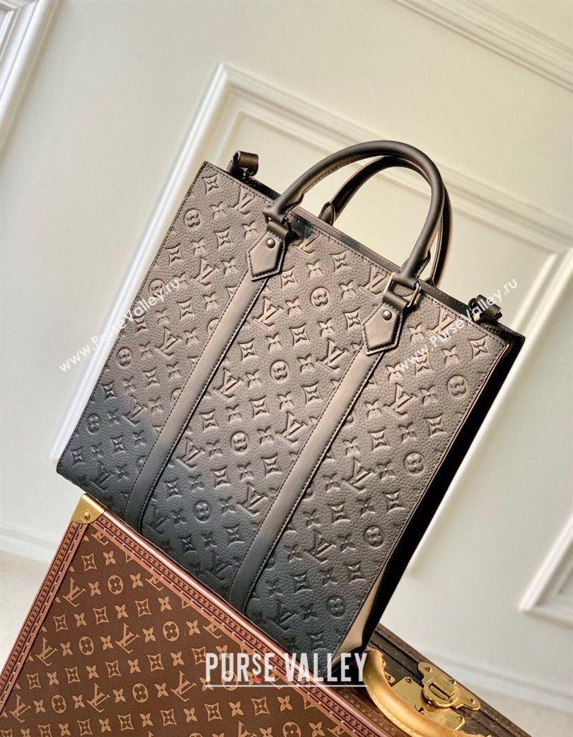 Louis Vuitton Mens Sac Plat NV bag in Black Taurillon Leather M21866 (KI-250702033)