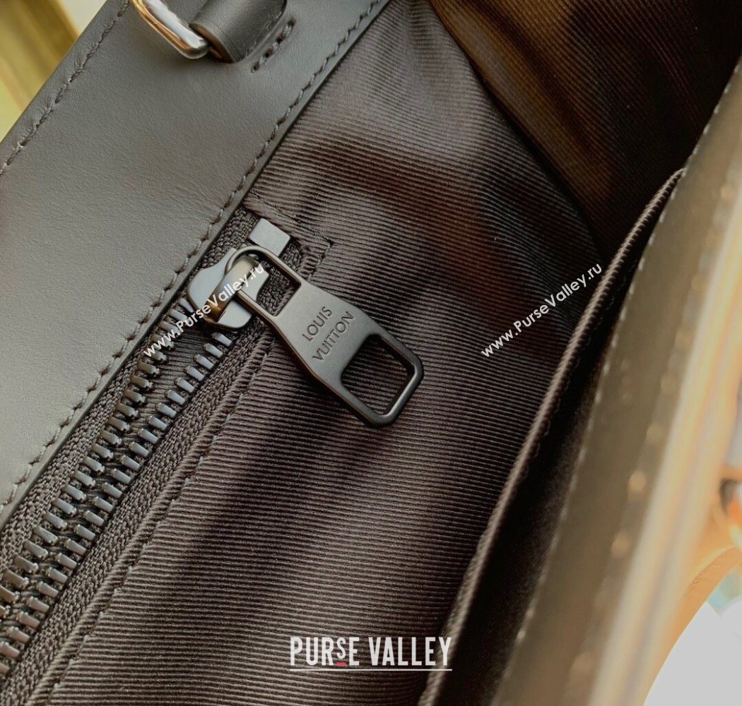 Louis Vuitton Mens Sac Plat NV bag in Black Taurillon Leather M21866 (KI-250702033)