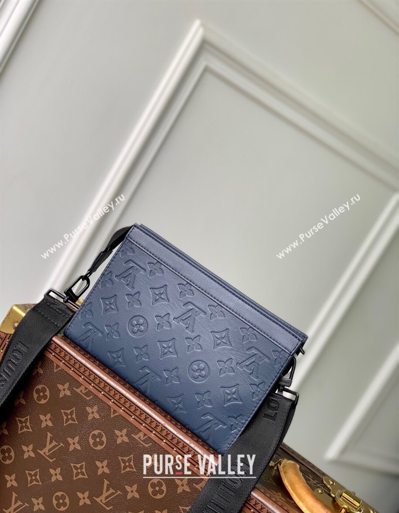 Louis Vuitton Mens Gaston Wearable Wallet in Monogram Shadow Leather M81115 navy Blue 2025 (KI-250702038)
