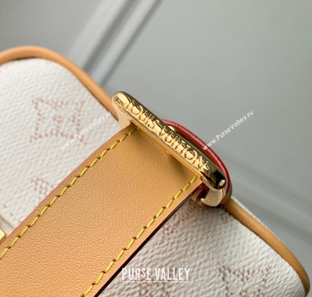 Louis Vuitton Mens Locker Dopp Kit Cluch in Monogram Heritage Canvas M14839 Off-White 2025 (KI-250701107)