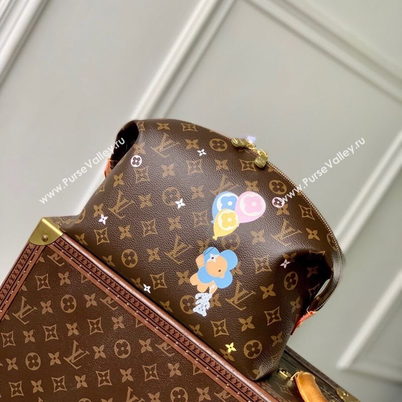 Louis Vuitton Cosmetic Pouch GM in Vivienne Monogram Canvas 2025 M14891 (KI-250702044)