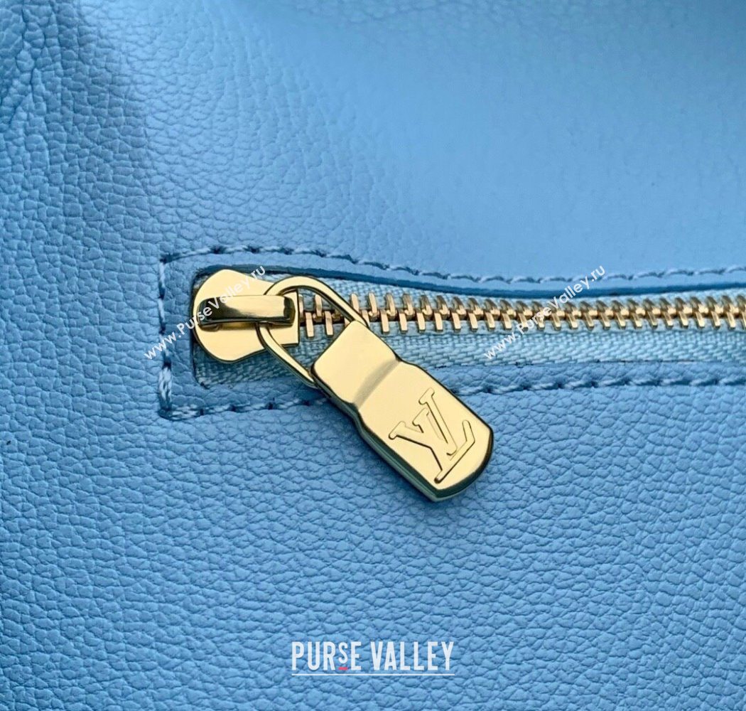 Louis Vuitton Cosmetic Pouch GM in Vivienne Monogram Canvas 2025 M14891 (KI-250702044)