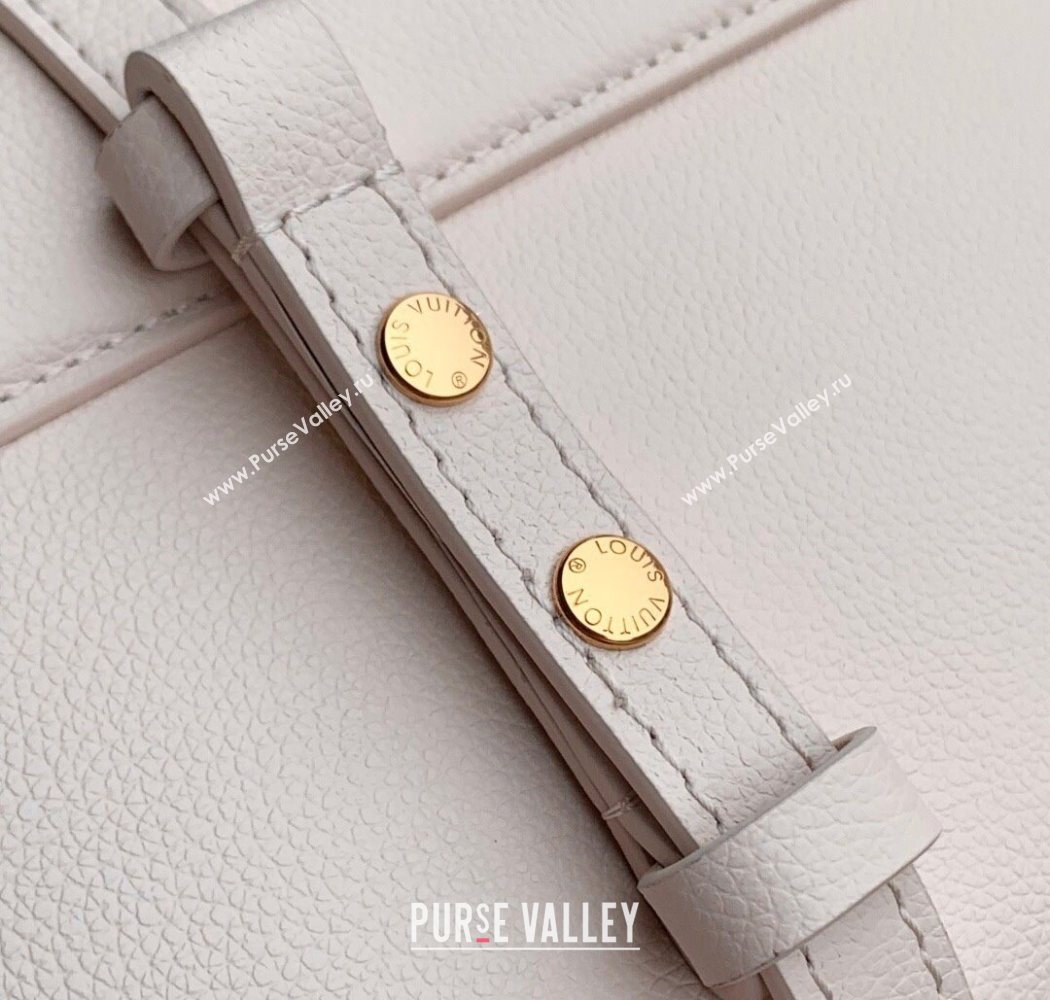 Louis Vuitton Twist MM Slim bag in Leather Quartz White 2025 M14341 (KI-250702021)