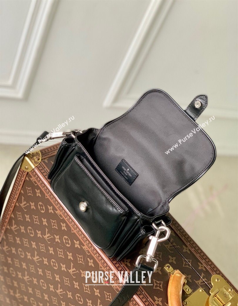Louis Vuitton Mens Cargo Wearable Wallet Mini Bag Black Calf leather 2025 M13989 (KI-250702022)