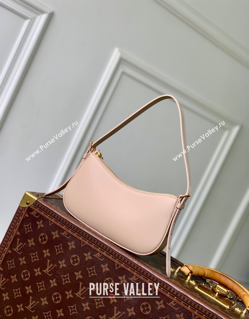 Louis Vuitton Pochette LV Bloom bag in Calfskin Leather M25784 Nude 2025 (KI-2508110045)