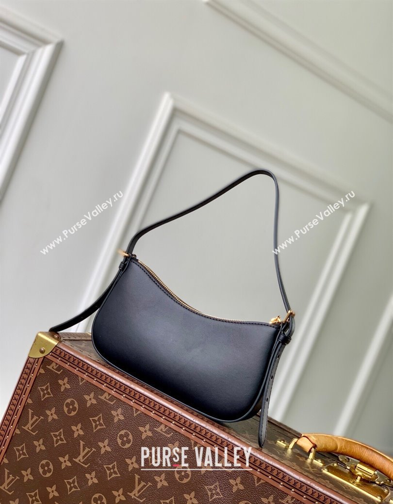 Louis Vuitton Pochette LV Bloom bag in Calfskin Leather M25525 Black 2025 (KI-2508110046)