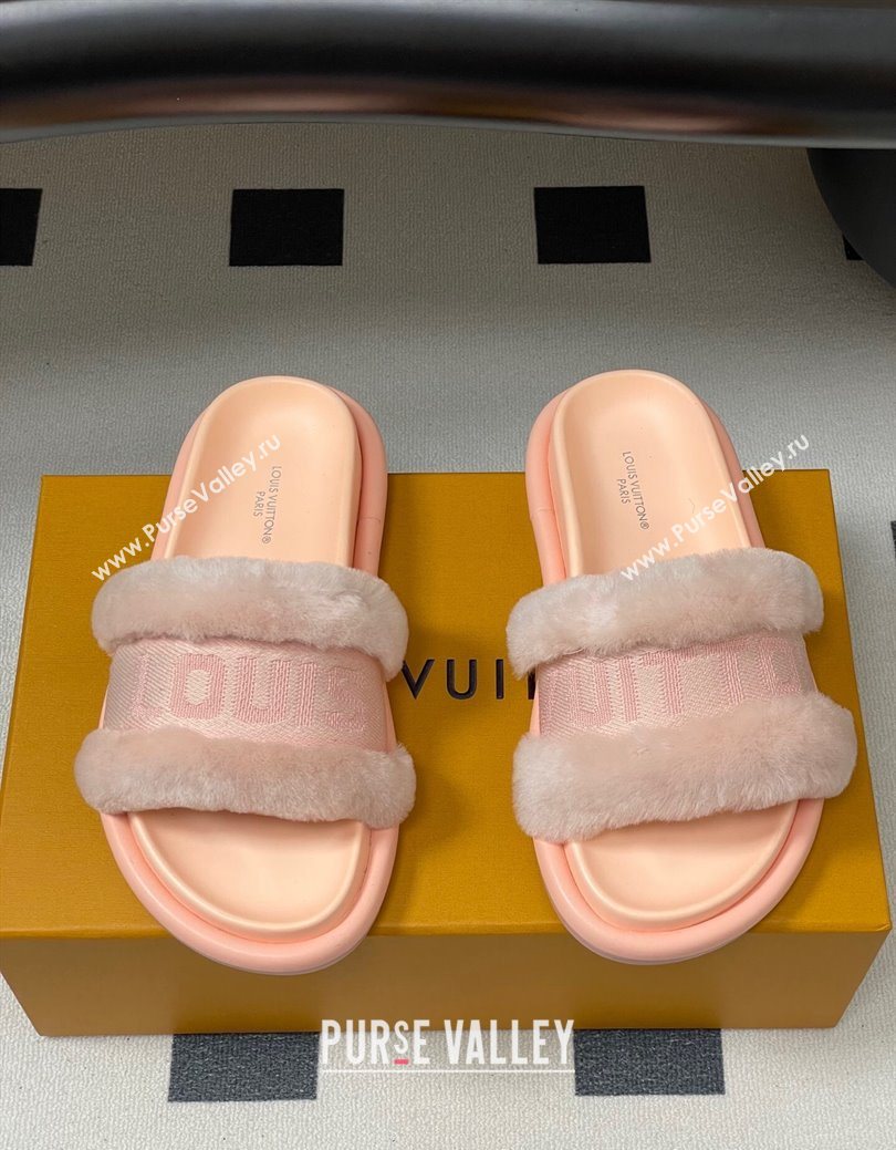 Louis Vuitton Wool and Fabric Flat Slides Sandal Light Pink 2025 LV082904 (MD-250829103)