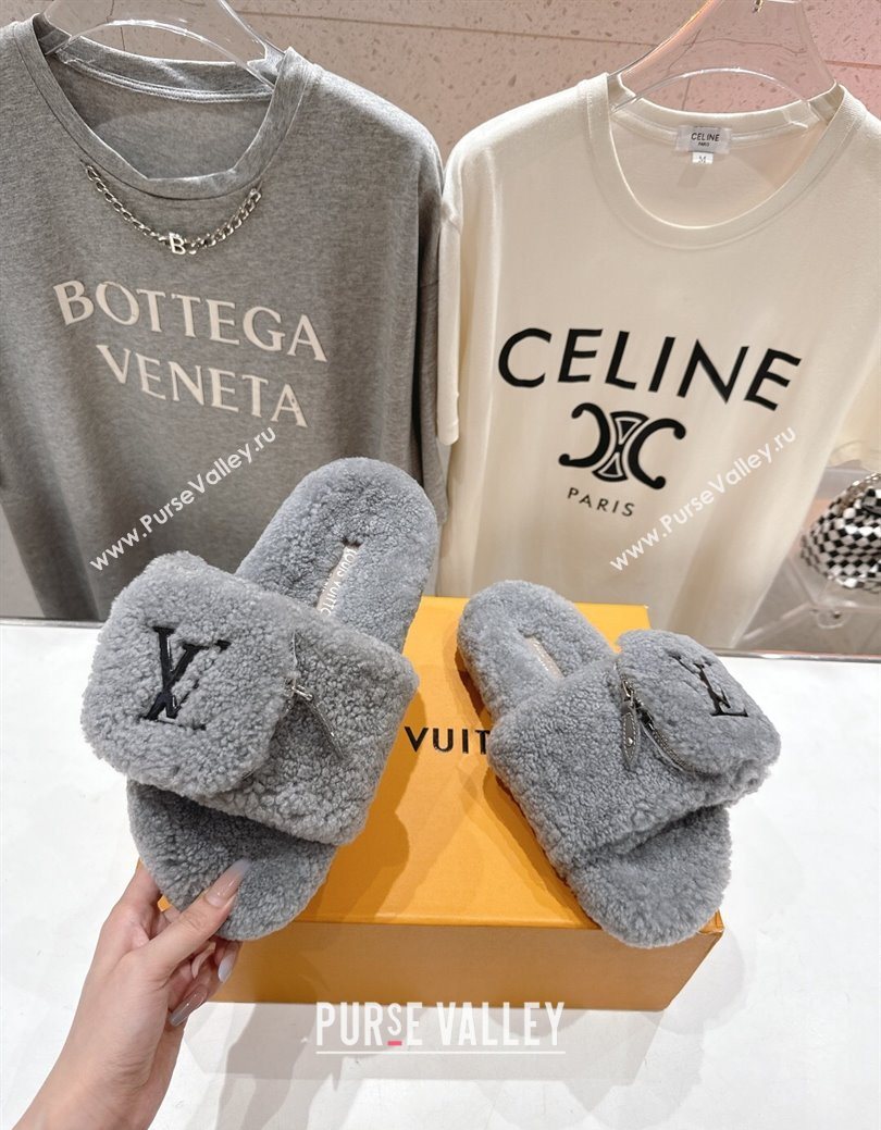 Louis Vuitton Shearling Flat Slides Sandal with Zip Pouch Grey 2025 LV082905 (MD-250829106)