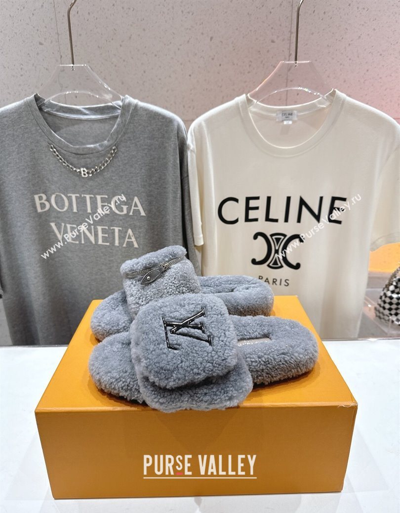 Louis Vuitton Shearling Flat Slides Sandal with Zip Pouch Grey 2025 LV082905 (MD-250829106)