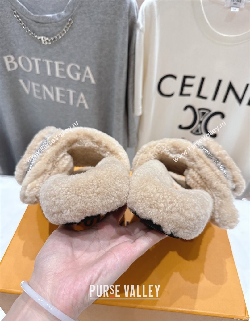 Louis Vuitton Shearling Flat Slides Sandal with Zip Pouch Beige 2025 LV082905 (MD-250829107)