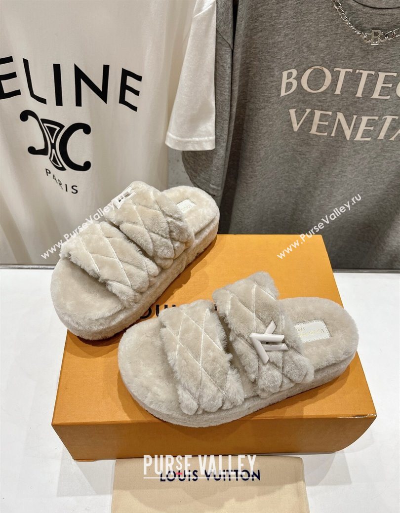 Louis Vuitton LV Bliss Comfort Shearling Platform Slides Sandal Grey 2025 LV082906 (MD-250829114)